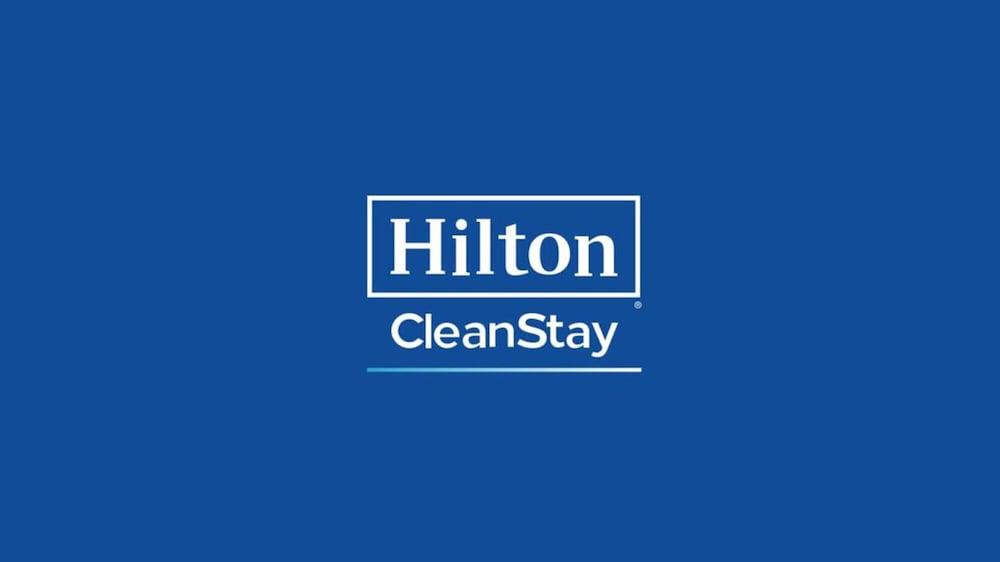 Hilton Garden Inn Olathe Exterior photo