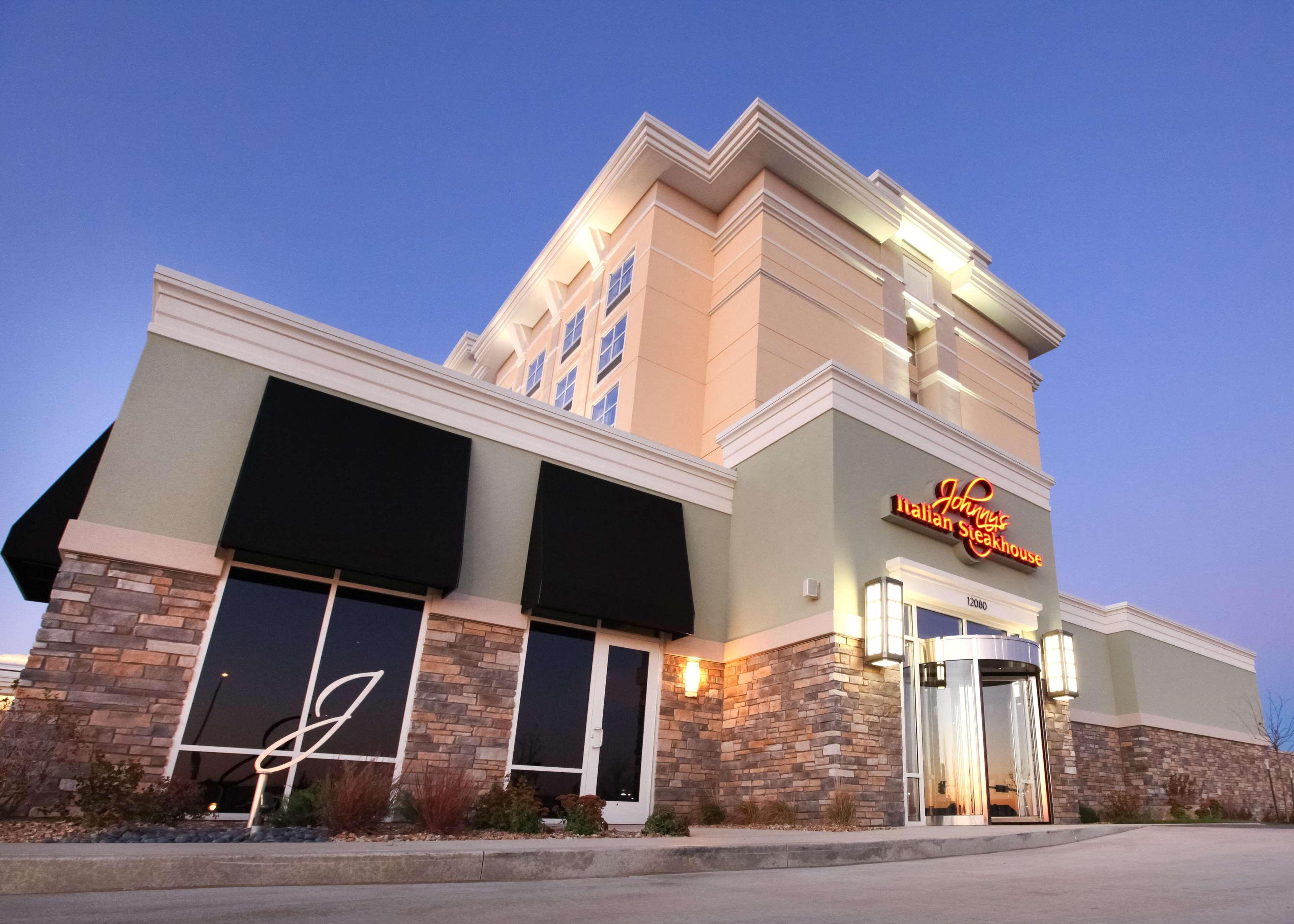 Hilton Garden Inn Olathe Exterior photo