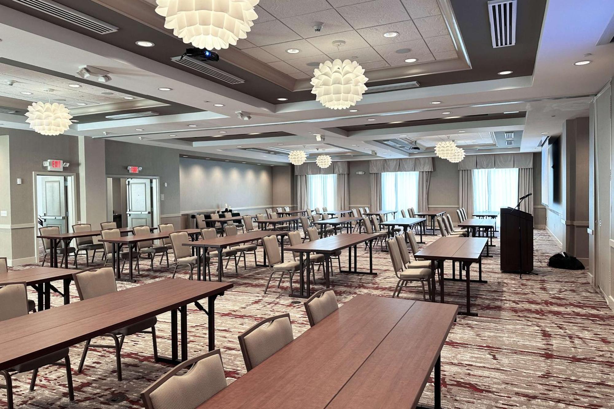 Hilton Garden Inn Olathe Exterior photo